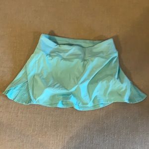 Size 6 Reg Lululemon Skirt Skort Teal Seafoam Green